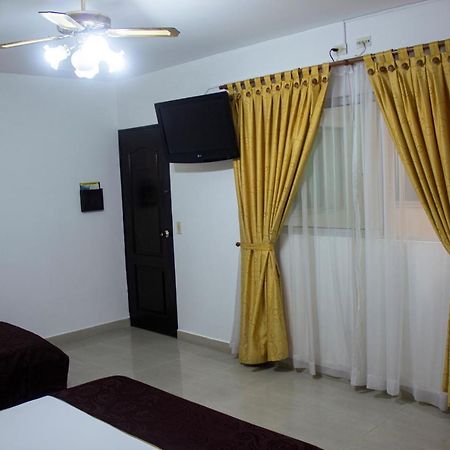 Hotel Plazuela San Ignacio Medellin Bagian luar foto