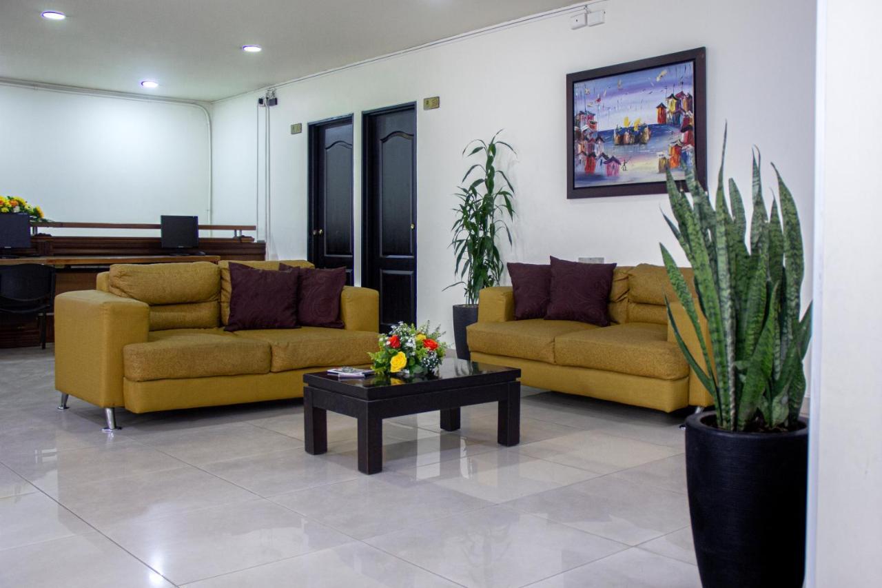 Hotel Plazuela San Ignacio Medellin Bagian luar foto