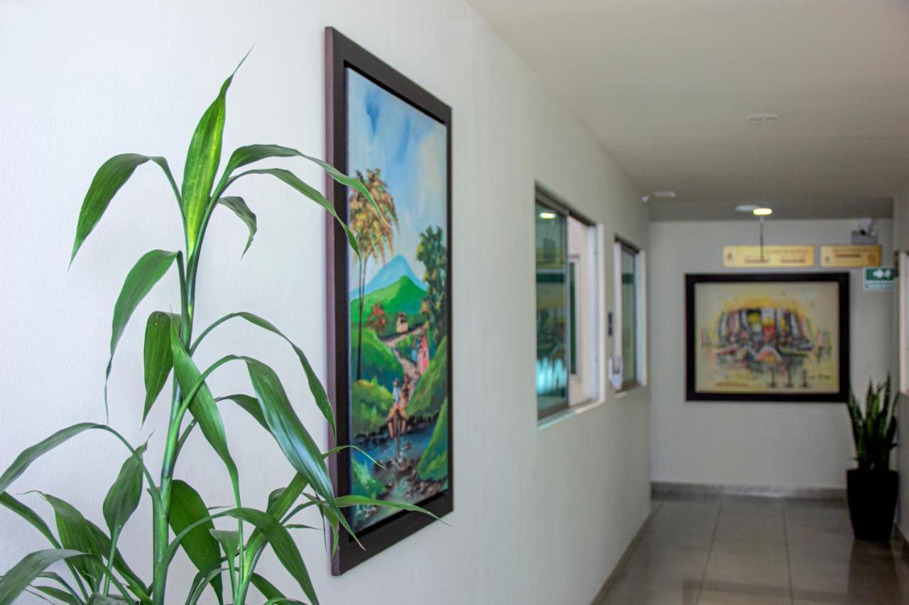 Hotel Plazuela San Ignacio Medellin Bagian luar foto