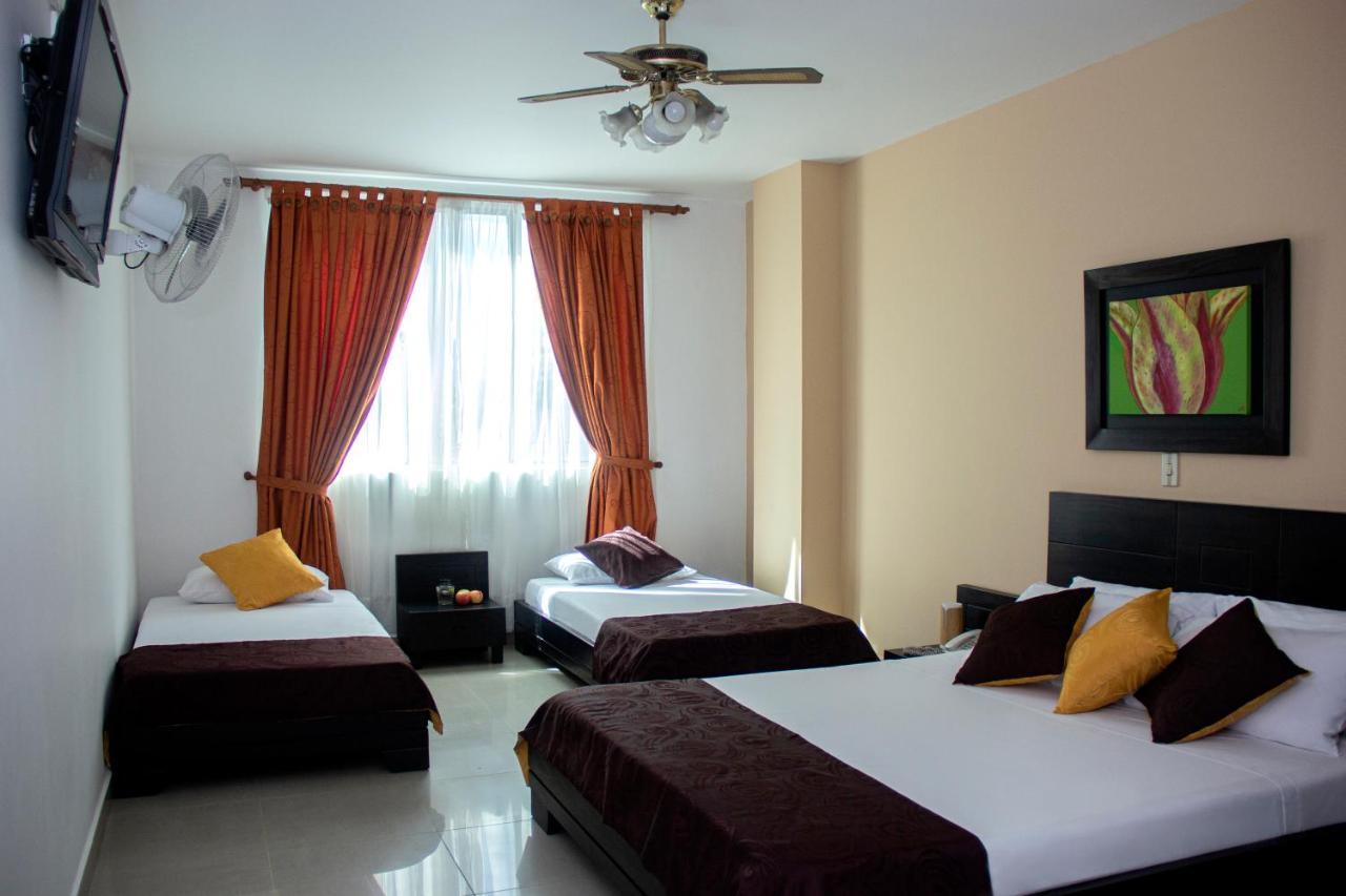 Hotel Plazuela San Ignacio Medellin Bagian luar foto