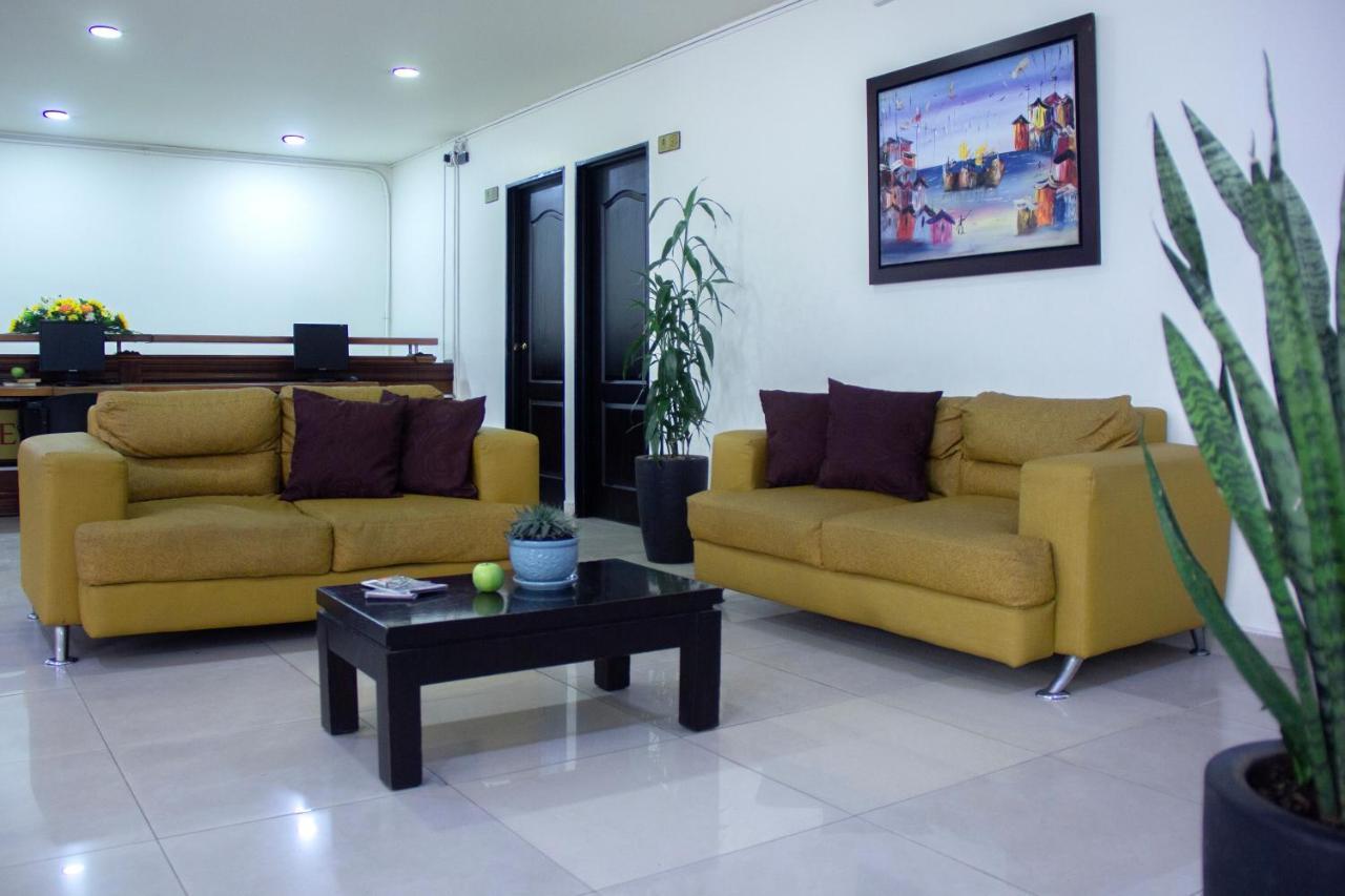 Hotel Plazuela San Ignacio Medellin Bagian luar foto