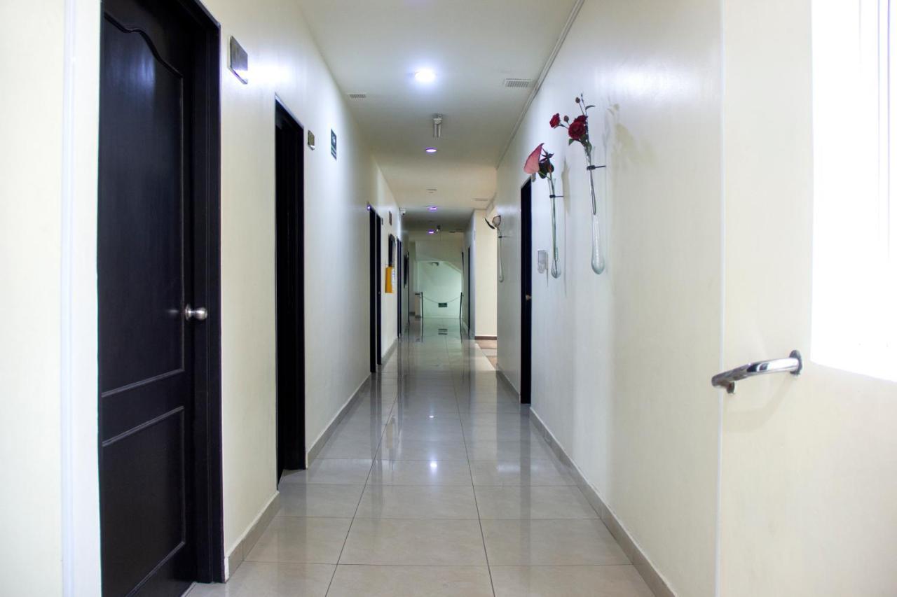 Hotel Plazuela San Ignacio Medellin Bagian luar foto