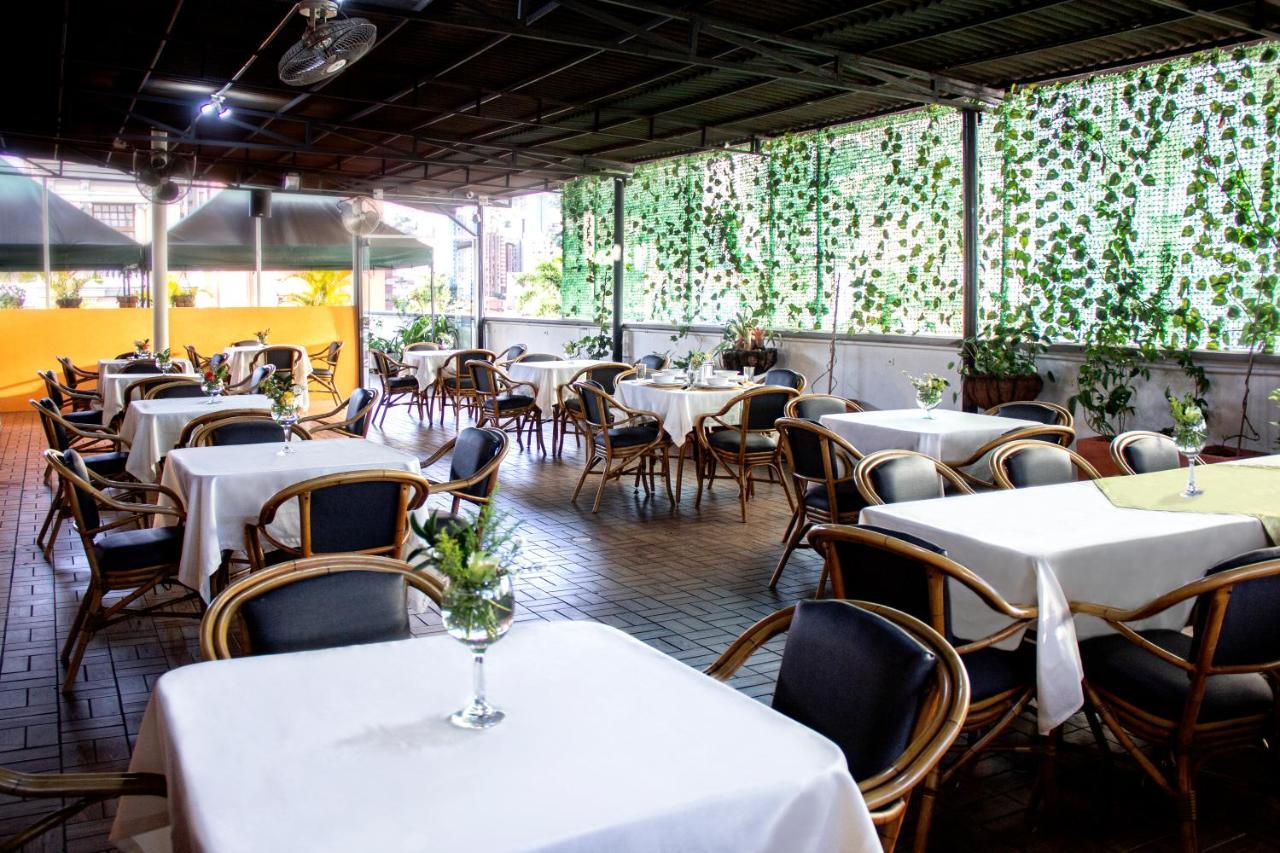 Hotel Plazuela San Ignacio Medellin Bagian luar foto
