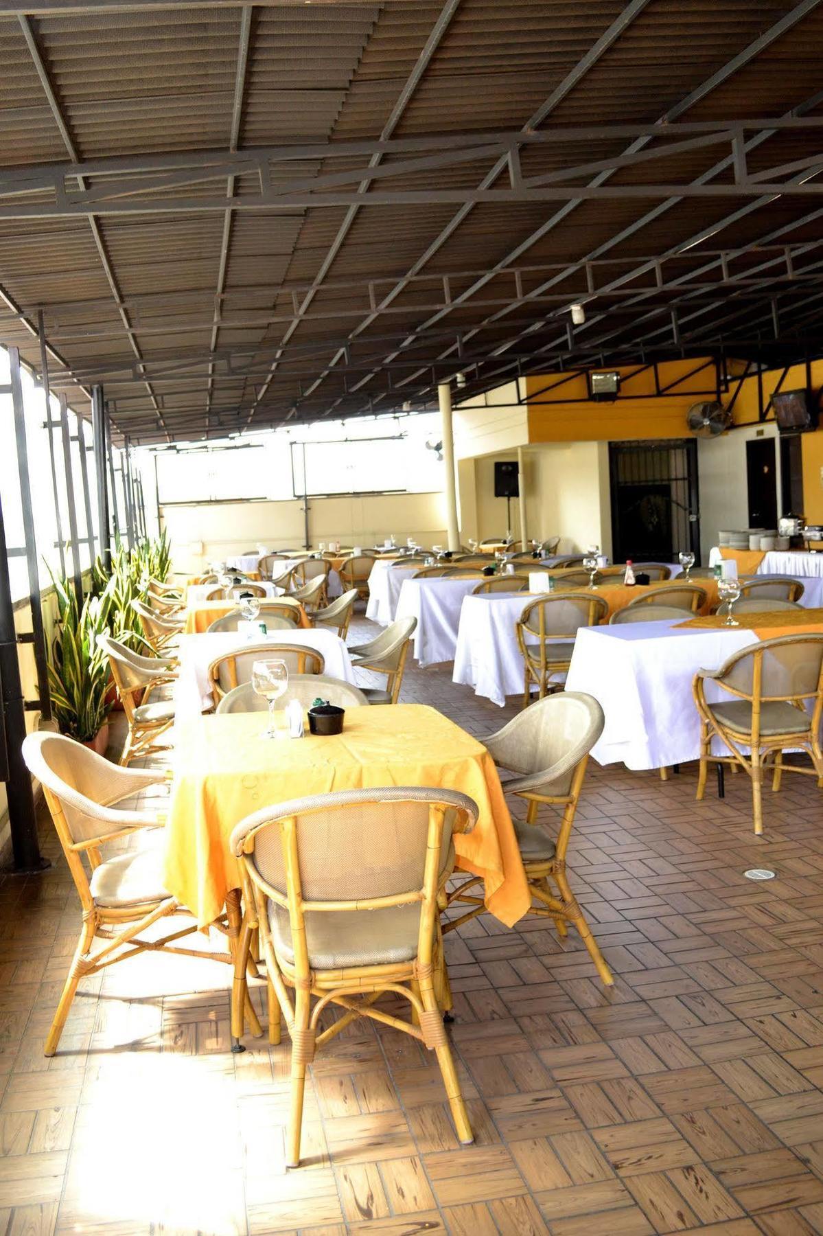 Hotel Plazuela San Ignacio Medellin Bagian luar foto